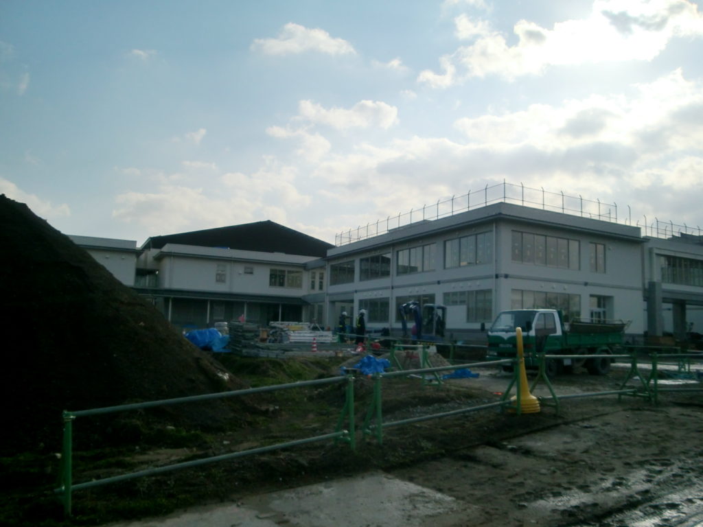 体育館新設に伴う鋼製床下地組み工事